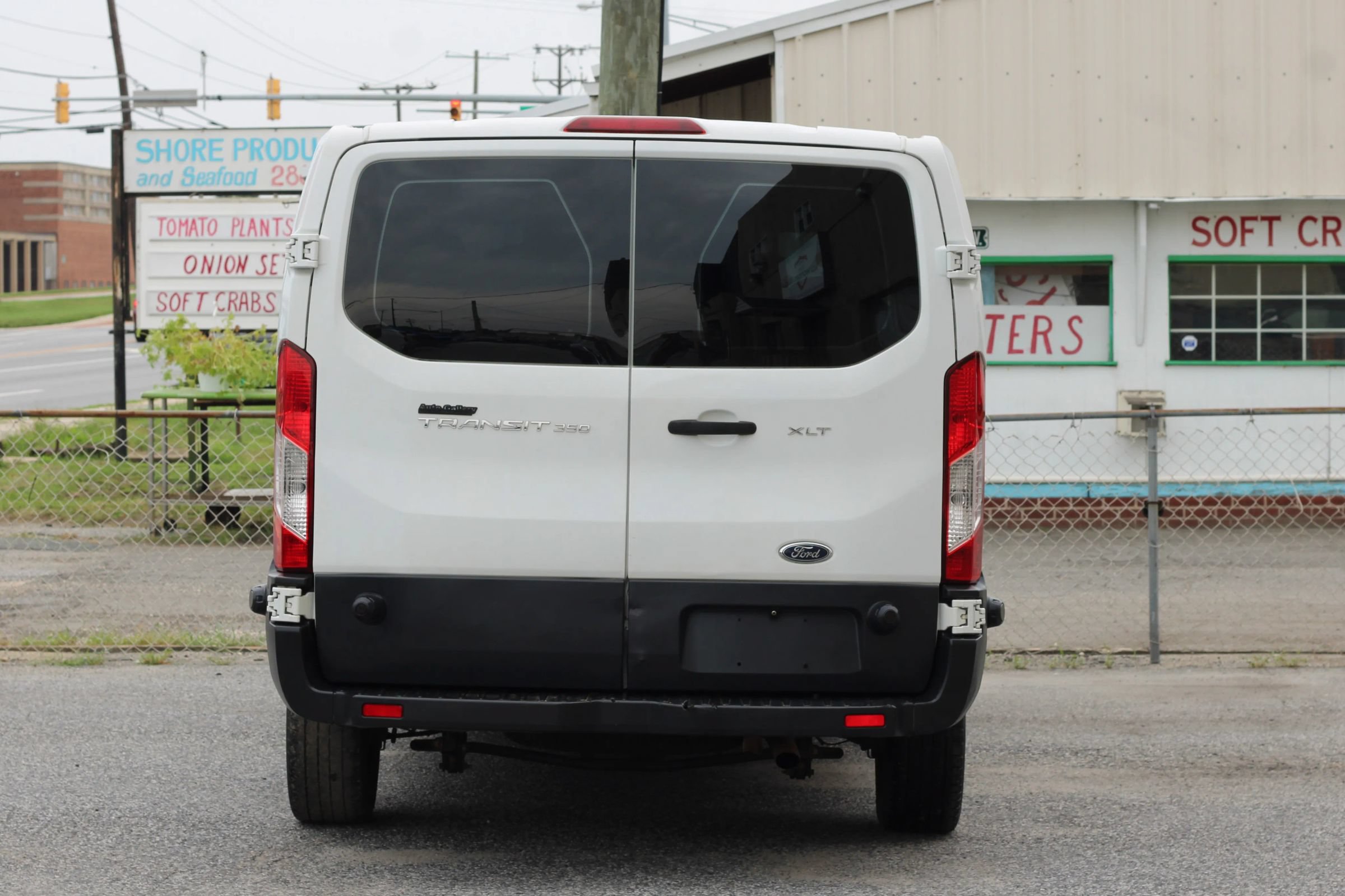 Used 2015 Ford Transit 350 XLT RWD image 7
