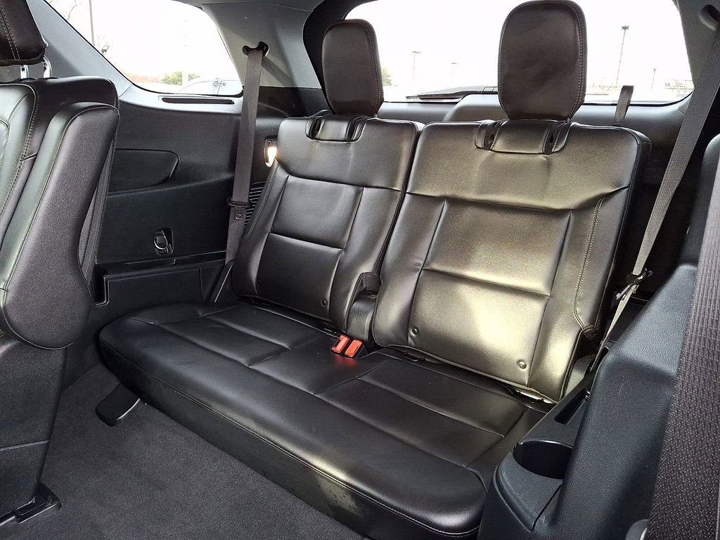 Used 2022 Ford Explorer XLT w/ Equipment Group 202A image 11