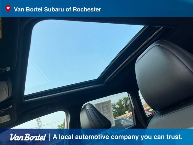 Used 2025 Subaru Forester Limited AWD/4WD image 14