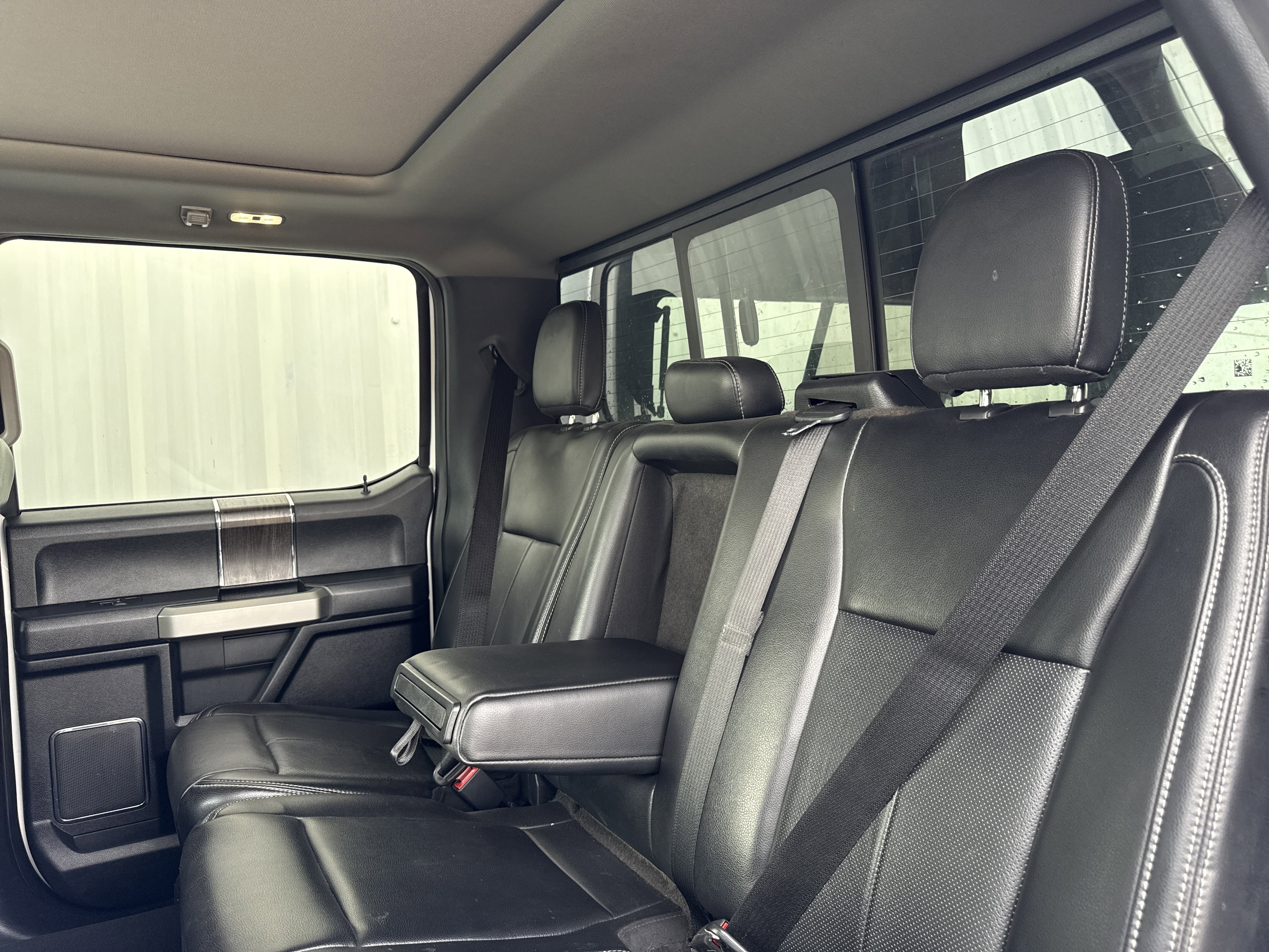 Used 2020 Ford F250 Lariat image 37