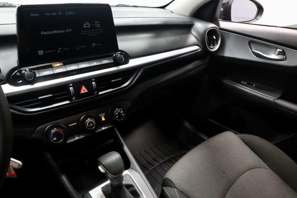 Used 2023 Kia Forte LXS FWD image 29