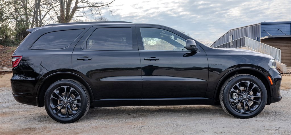 Used 2023 Dodge Durango R/T w/ Hemi Orange Plus Package image 6