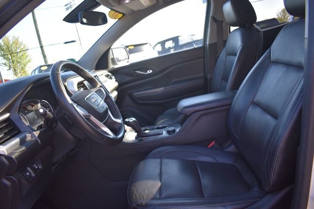 Used 2018 GMC Acadia SLT w/ LPO, Floor Liner Package AWD/4WD image 28