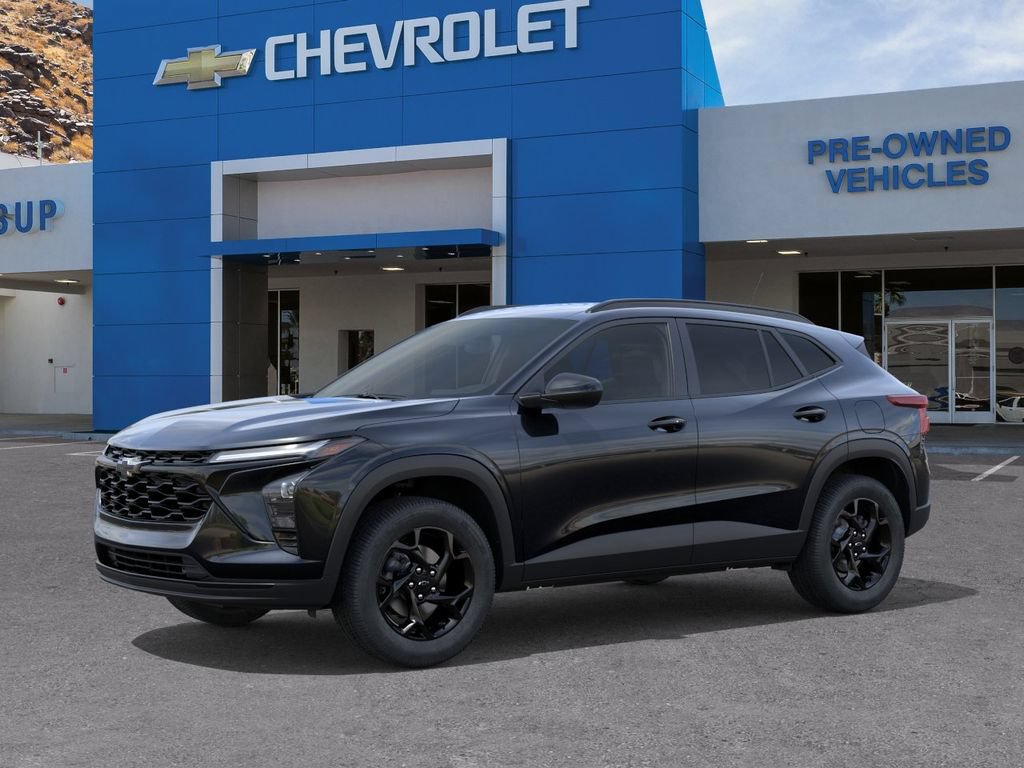 New 2026 Chevrolet Trax LT w/ Midnight Edition FWD image 2