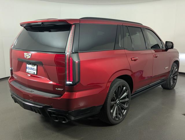 Used 2025 Cadillac Escalade V image 7