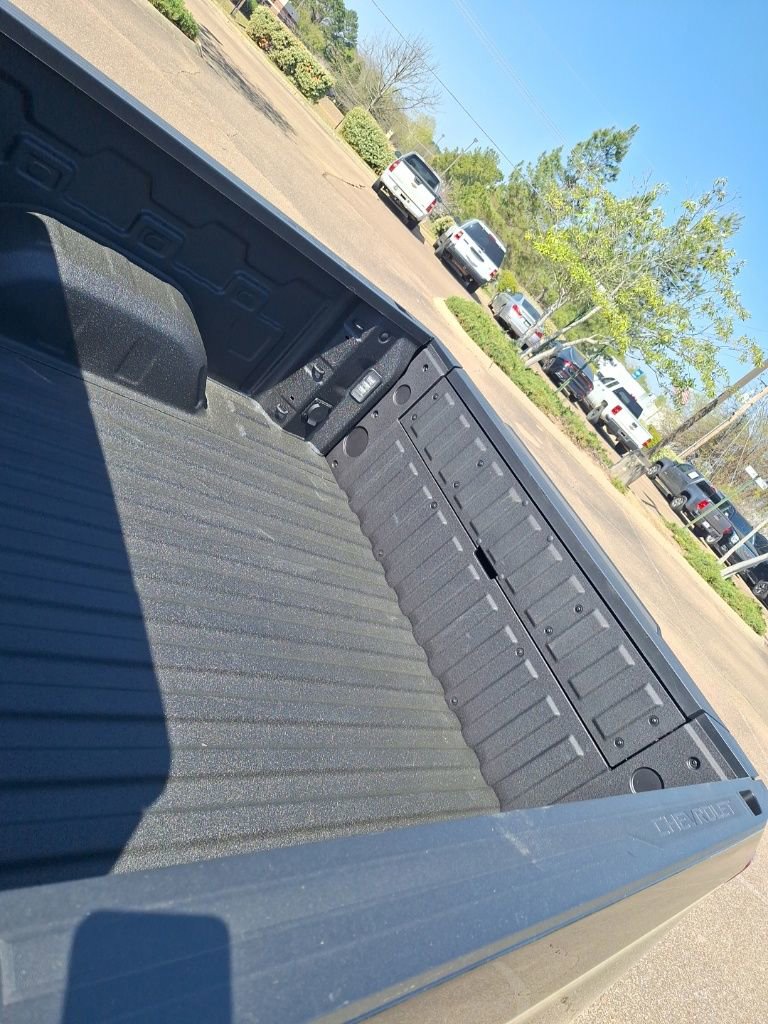 New 2026 Chevrolet Silverado 1500 LTZ w/ LTZ Premium Package image 13