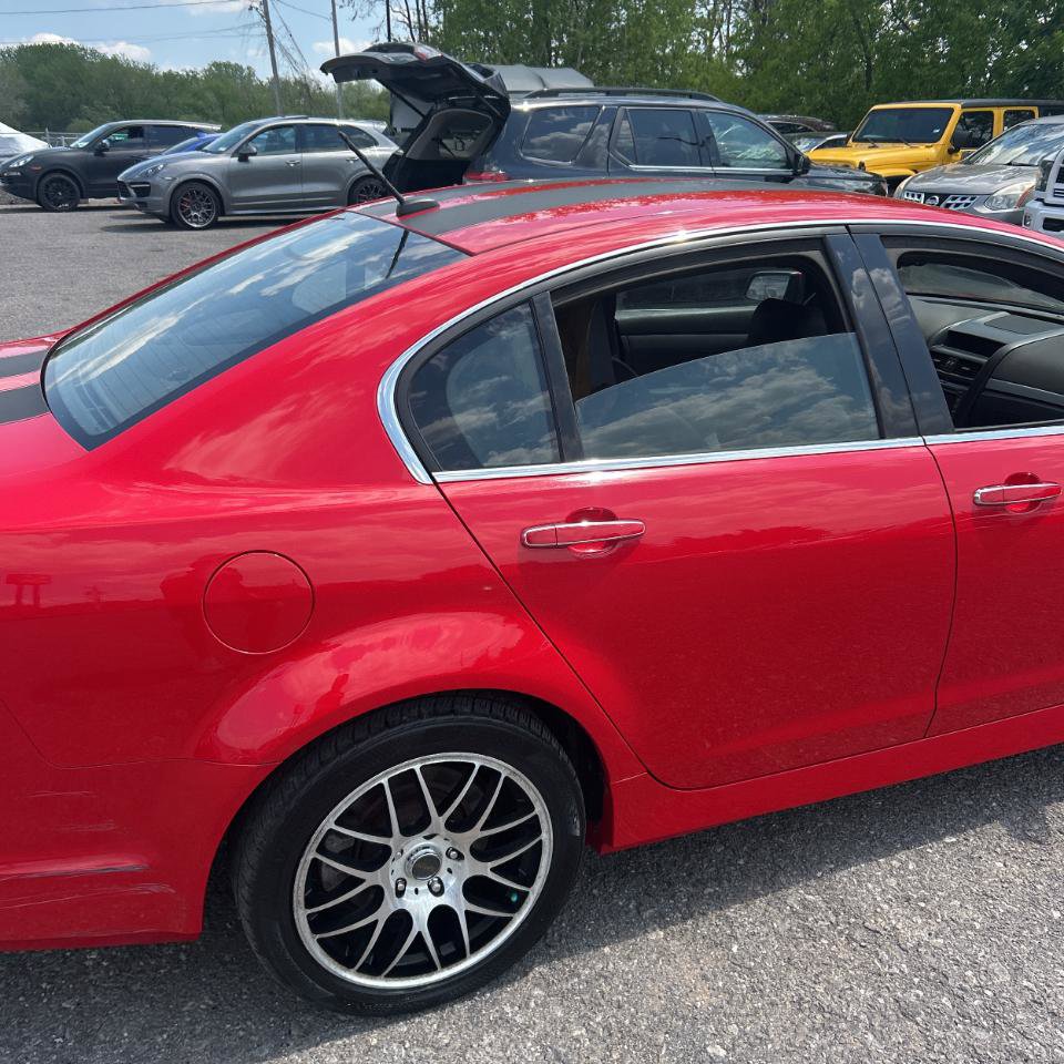 Used 2009 Pontiac G8 GT w/ Premium Package RWD image 8