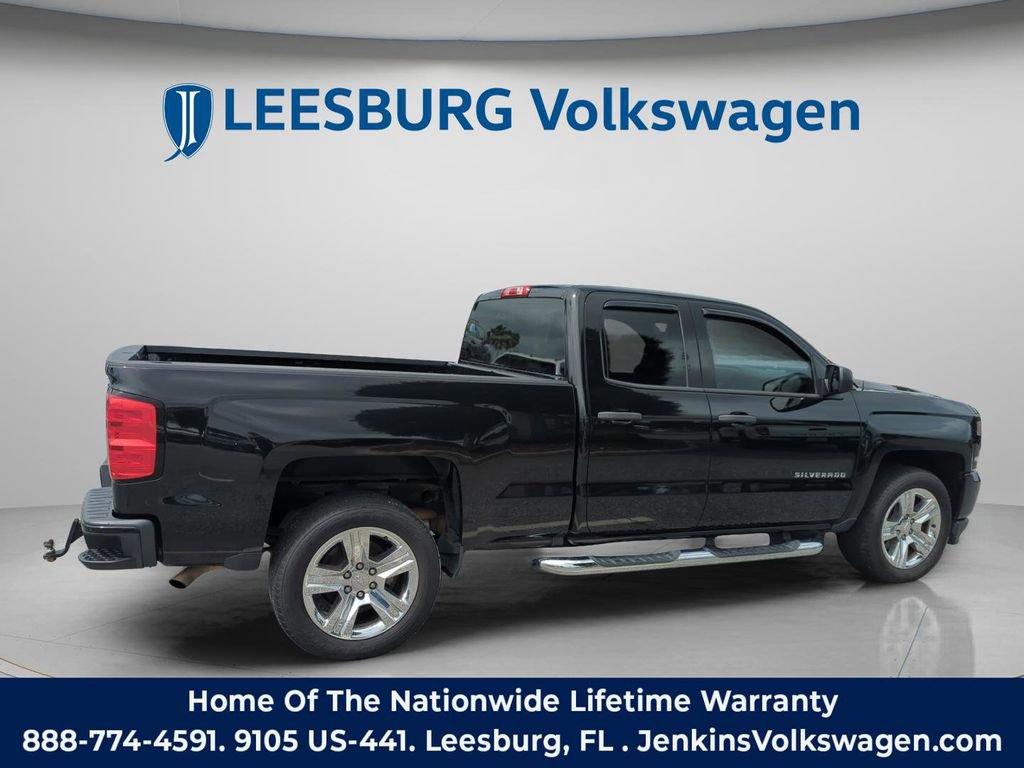 Used 2017 Chevrolet Silverado 1500 Custom w/ Custom Convenience Package image 5
