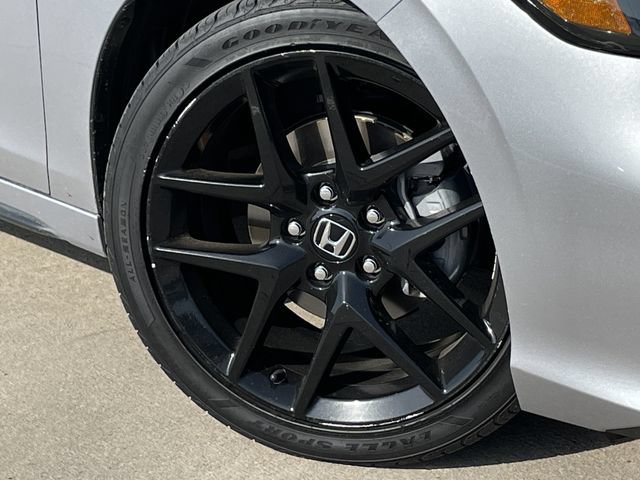 Used 2025 Honda Civic Sport image 9