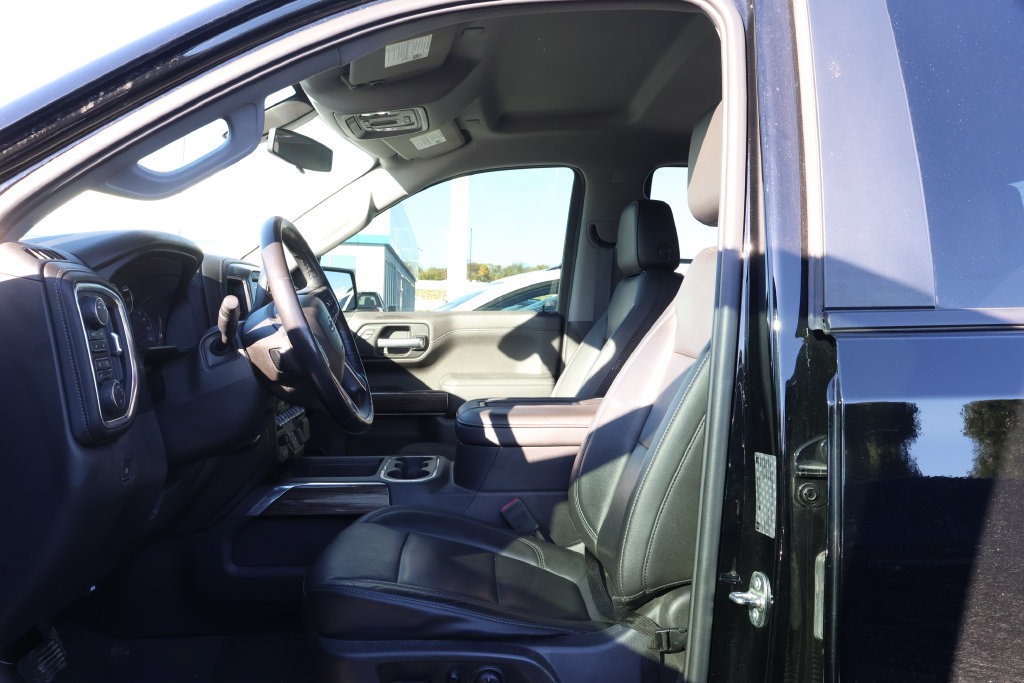 Used 2019 Chevrolet Silverado 1500 LT Trail Boss AWD/4WD image 12