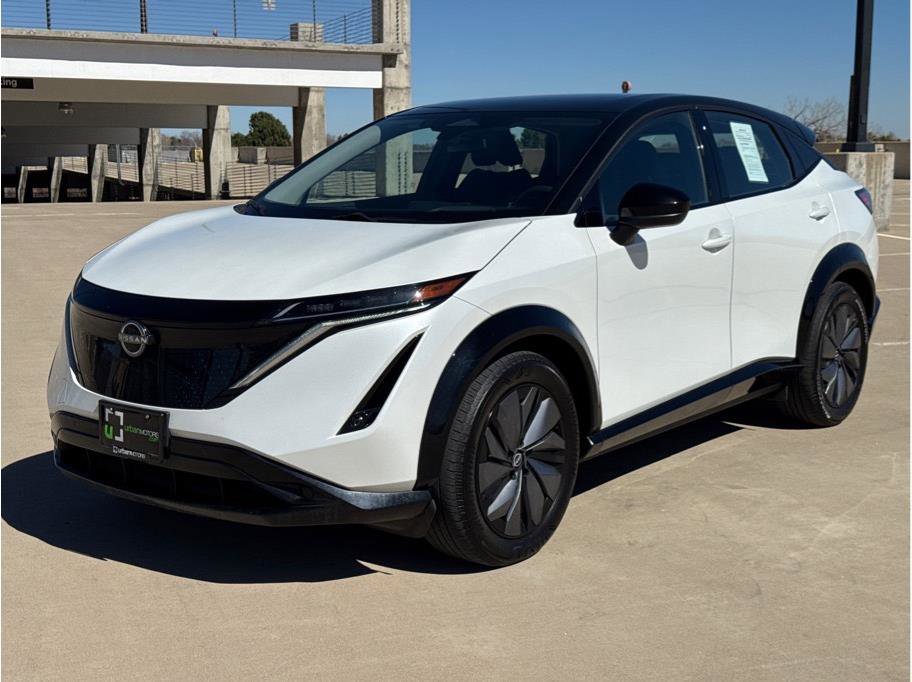 Used 2023 Nissan Ariya AWD image 3