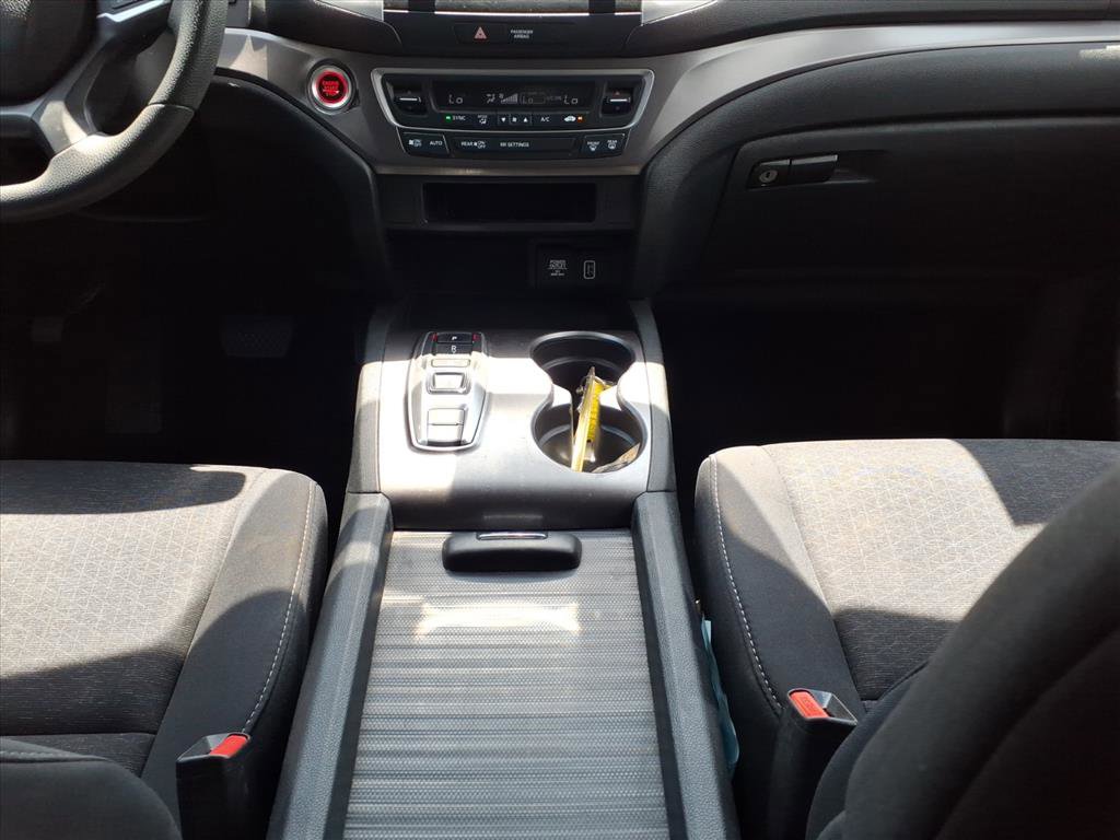 Used 2020 Honda Passport Sport image 18