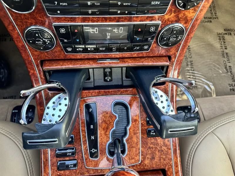 Used 2006 Maybach 57 RWD image 15