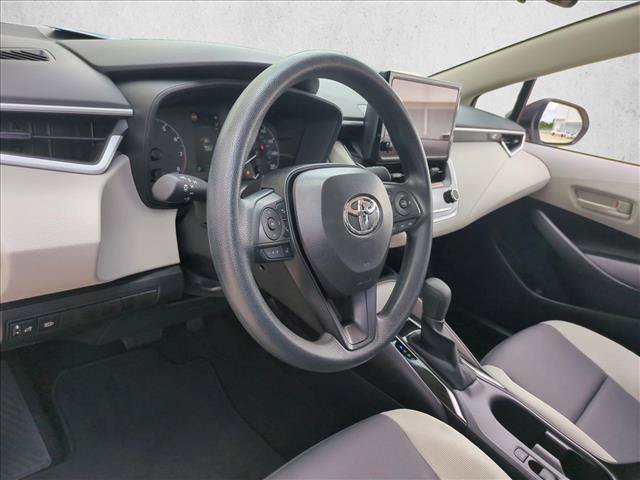 Certified 2025 Toyota Corolla LE FWD image 10