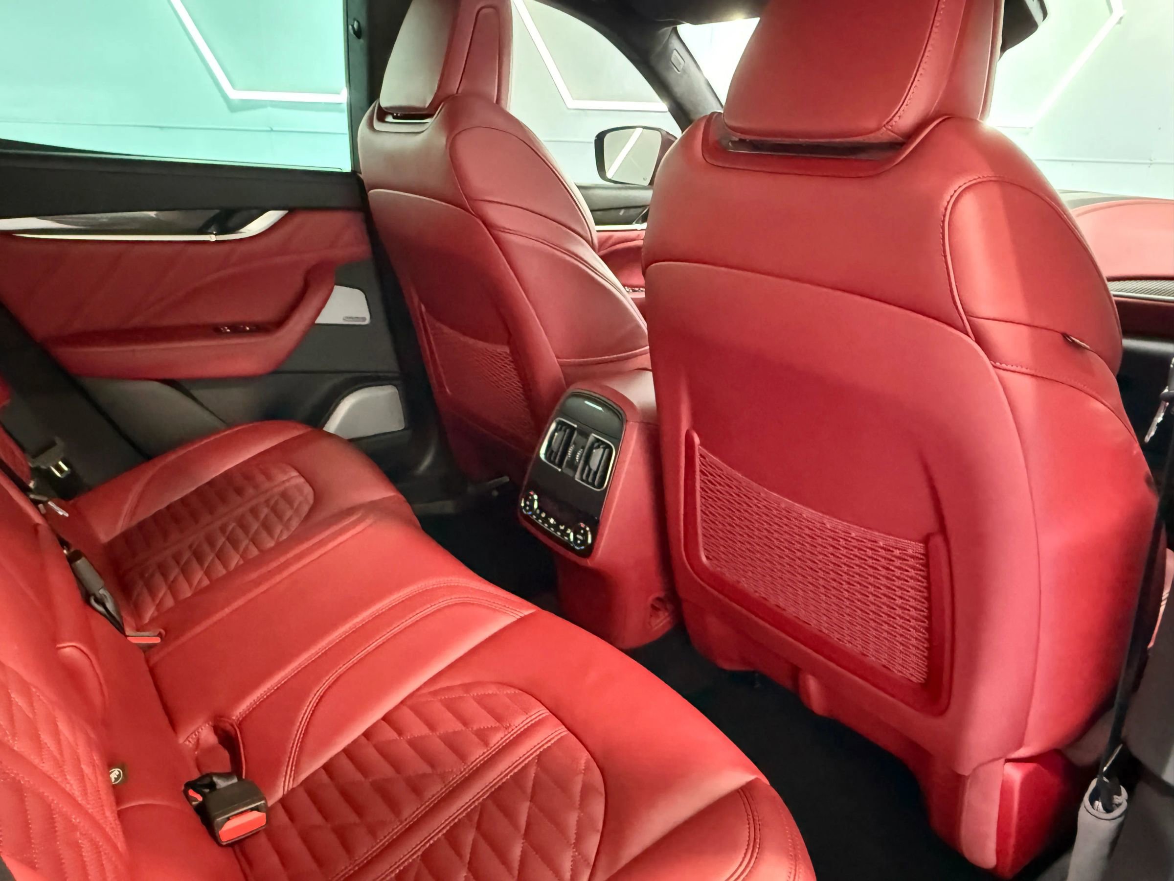 Used 2022 Maserati Levante Modena S AWD/4WD image 22