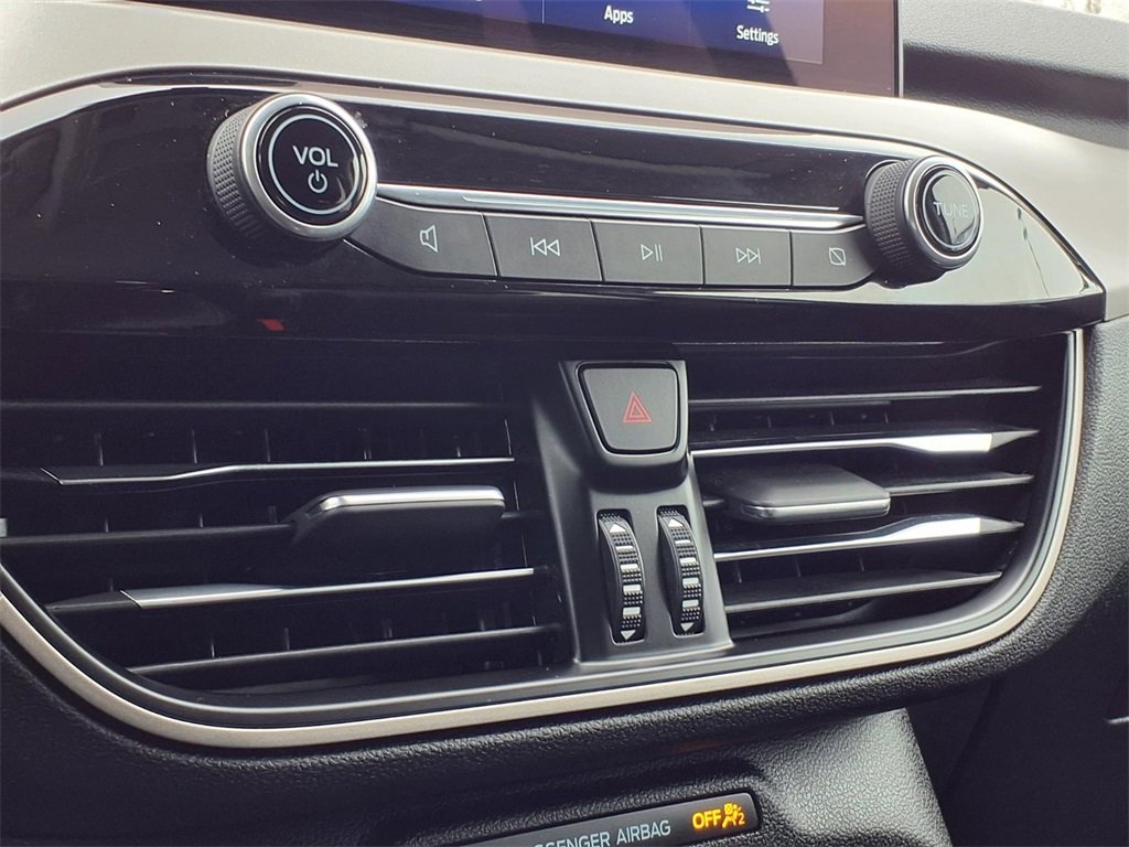 Used 2022 Ford Escape SEL image 12