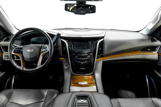 Used 2020 Cadillac Escalade 2WD image 20