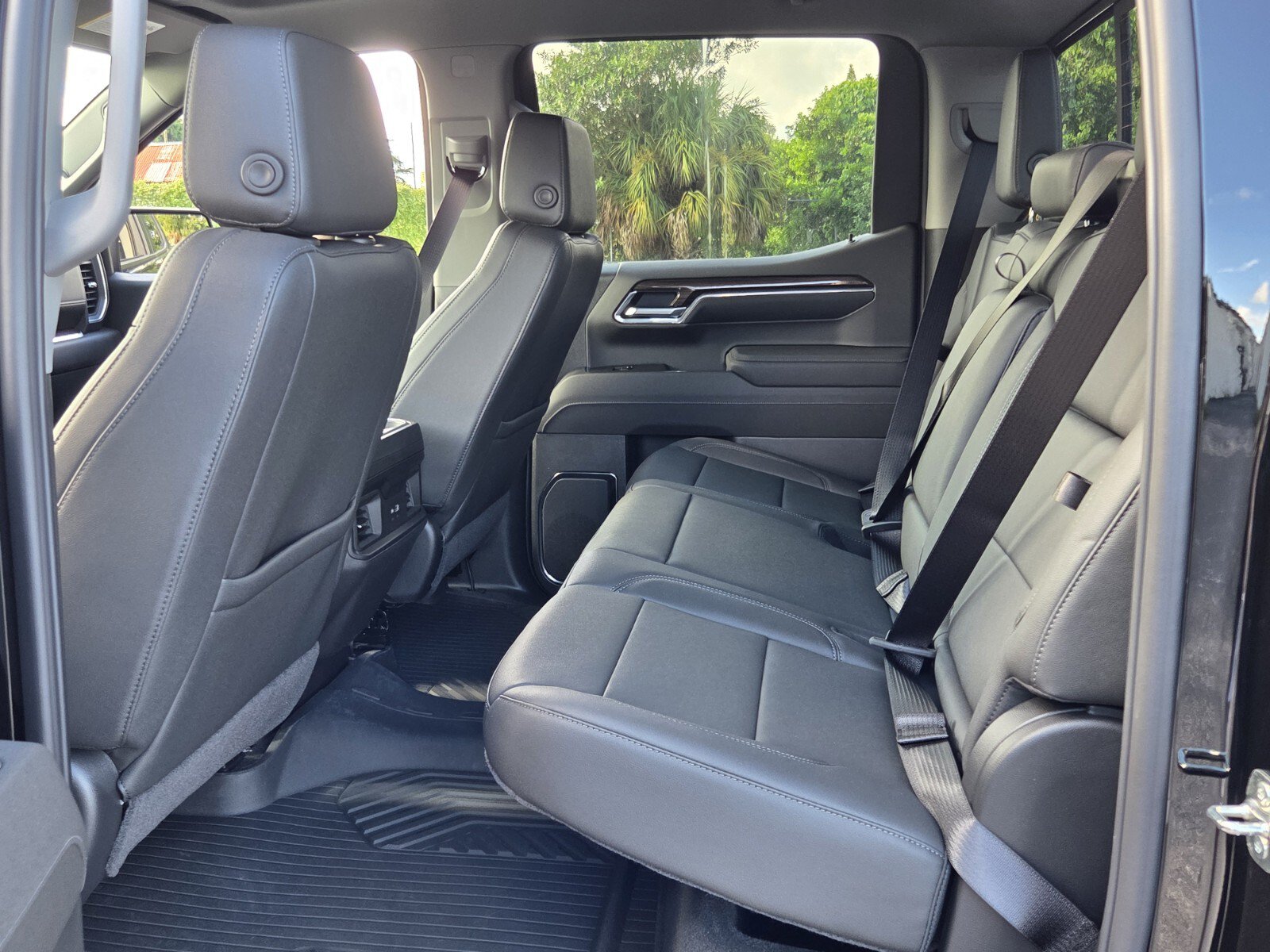 New 2026 Chevrolet Silverado 1500 LT Trail Boss w/ LT Trail Boss Premium Package AWD/4WD image 10