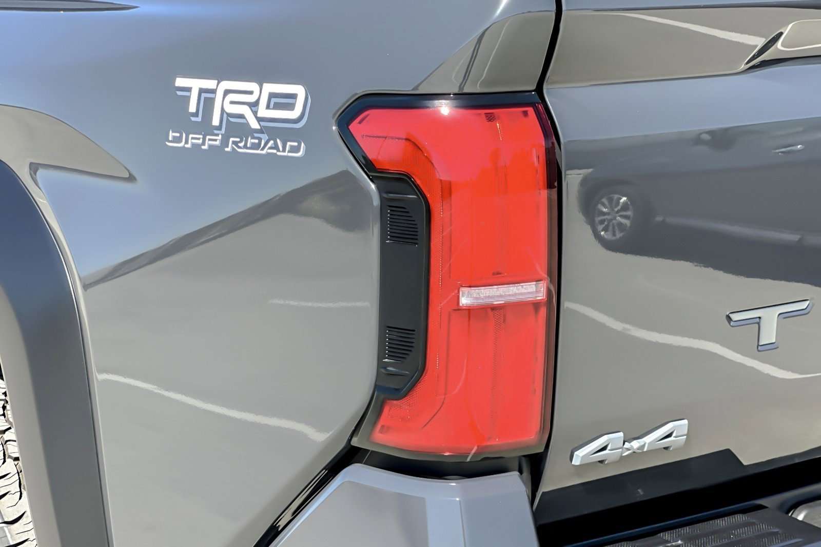 Certified 2026 Toyota Tacoma TRD Off-Road AWD/4WD image 25