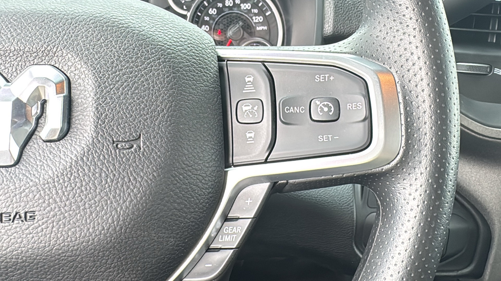 New 2026 RAM 5500 Tradesman w/ Chrome Appearance Group AWD/4WD image 21