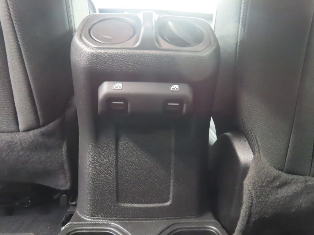 Used 2022 Jeep Gladiator Sport AWD/4WD image 14