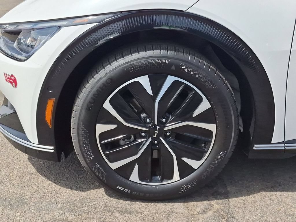 Certified 2024 Kia EV6 Wind w/ Wind Technology Package RWD image 32