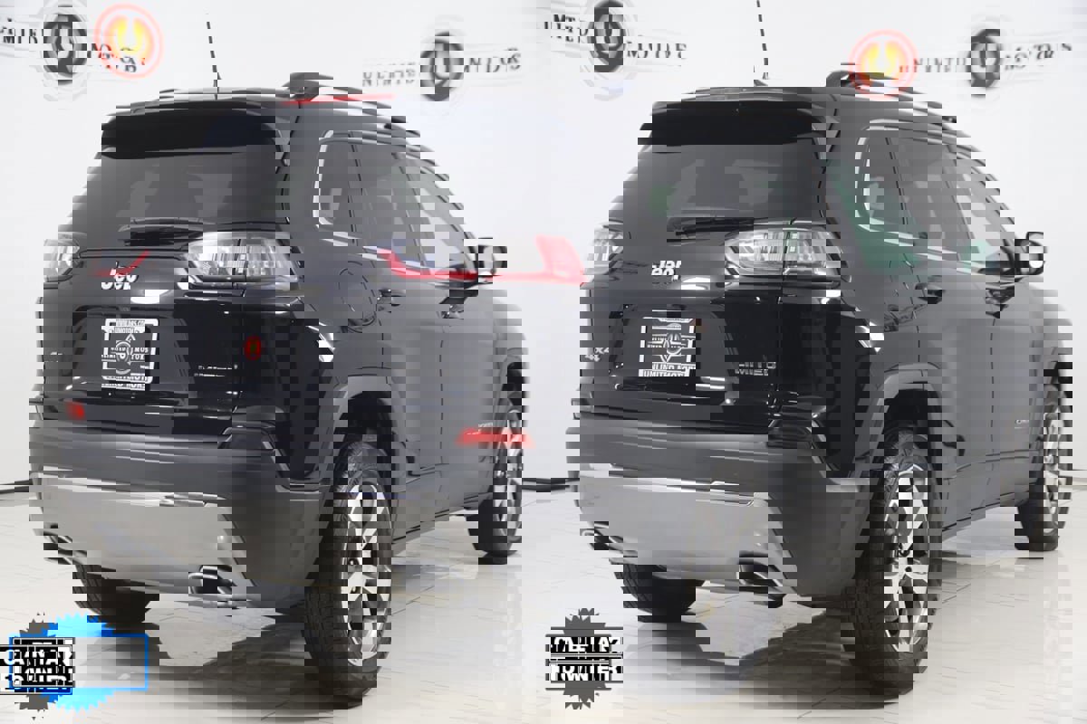 Used 2022 Jeep Cherokee Limited image 3