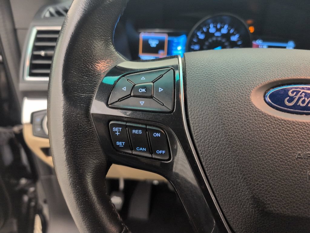 Used 2016 Ford Explorer Limited FWD image 35