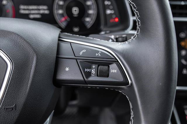 Certified 2025 Audi Q8 Prestige w/ Prestige Package AWD/4WD image 15