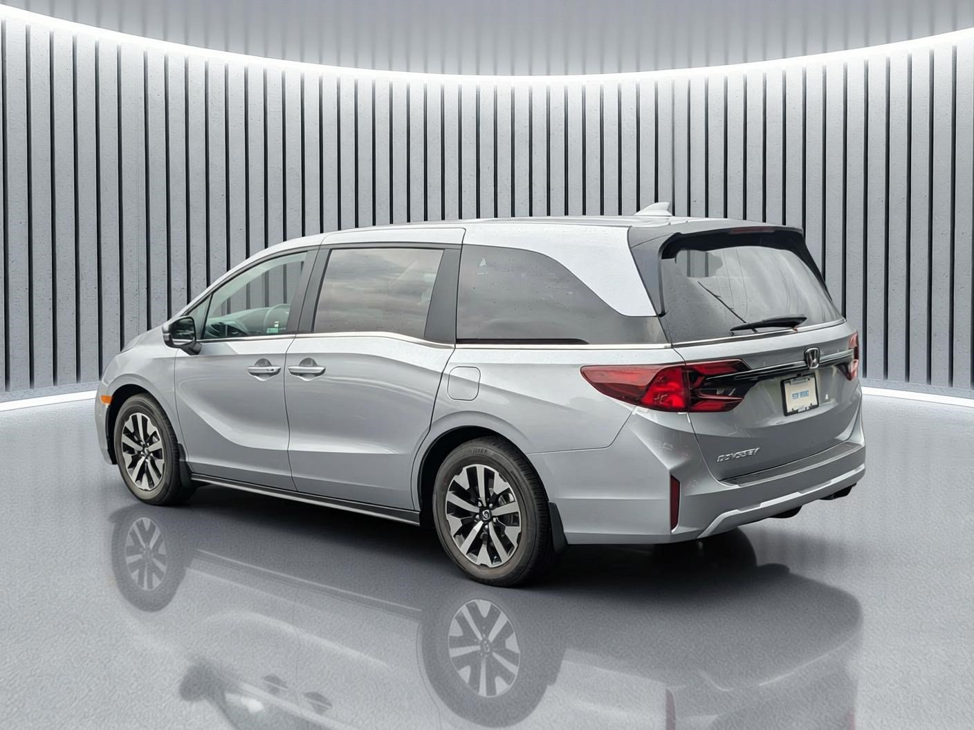 New 2026 Honda Odyssey EX-L image 8