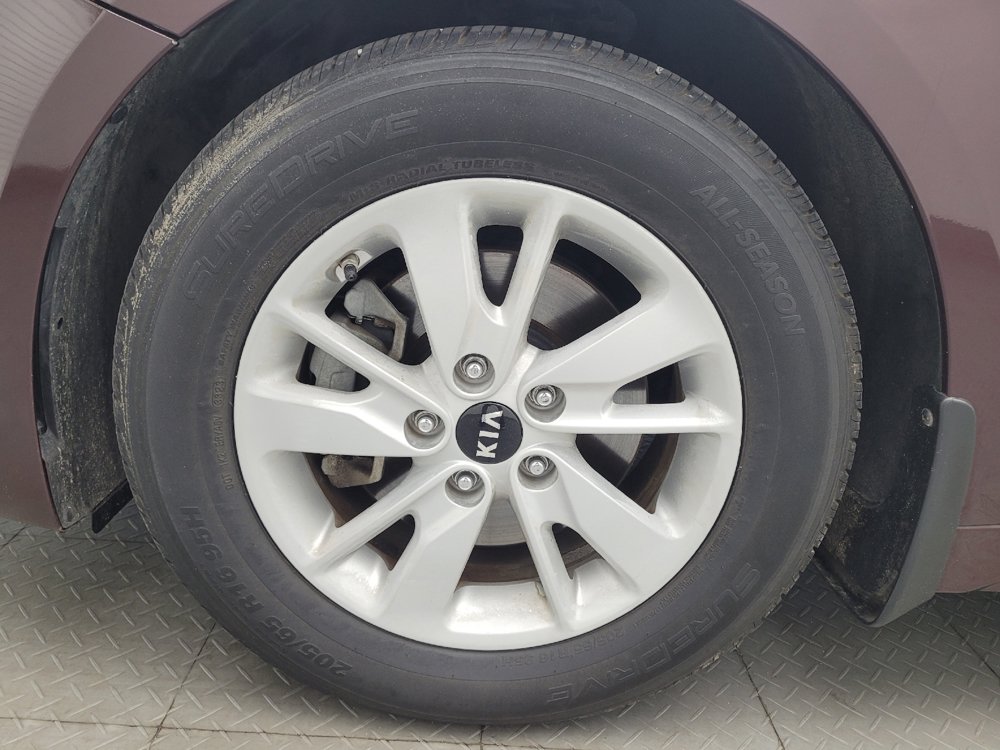 Used 2017 Kia Optima LX FWD image 31