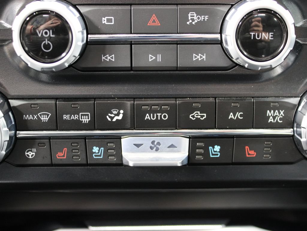 Used 2026 Ford F350 Platinum AWD/4WD image 73
