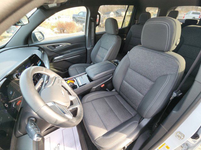 Used 2024 Chevrolet Traverse LT image 31