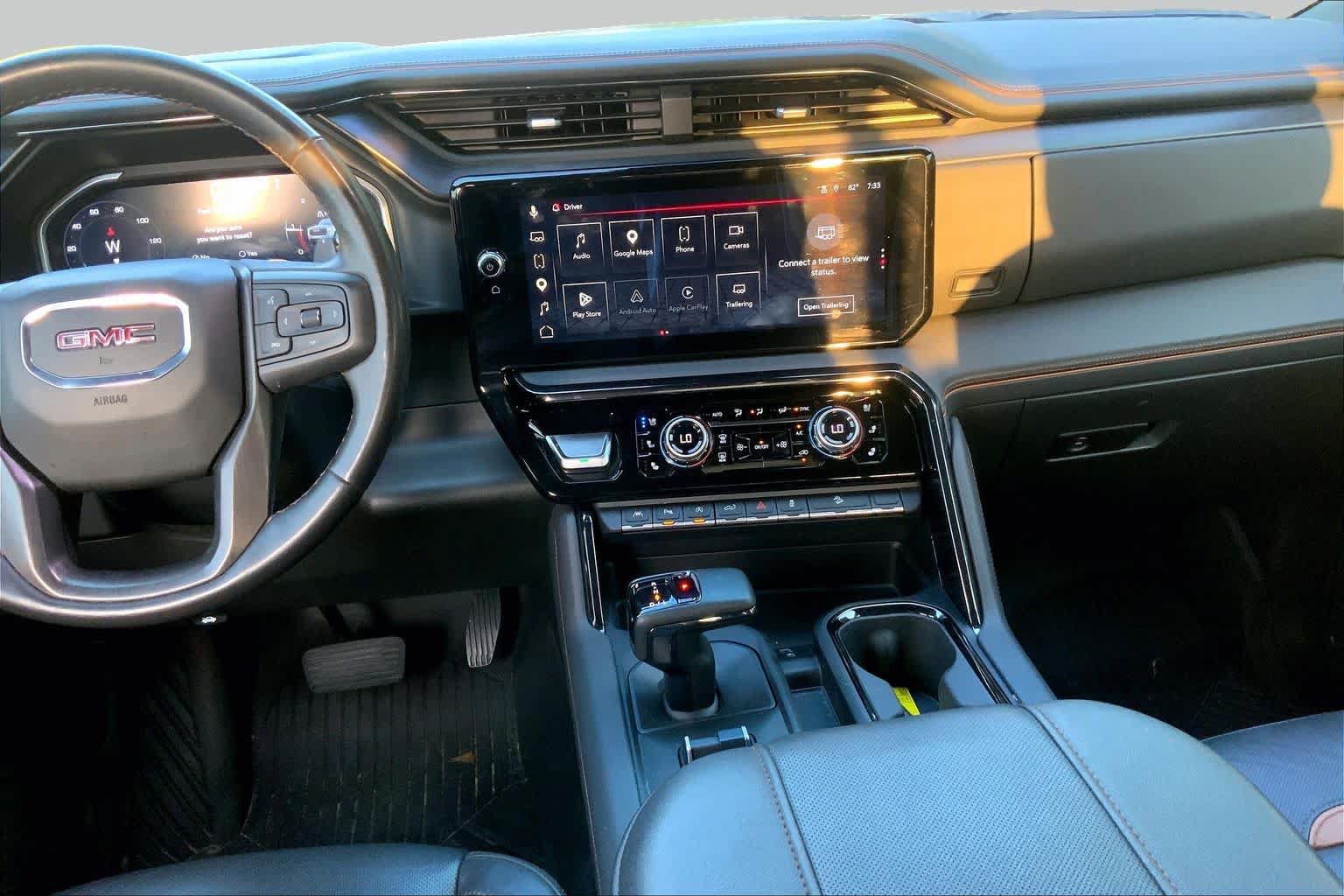 Used 2023 GMC Sierra 1500 AT4 w/ AT4 Premium Package AWD/4WD image 7