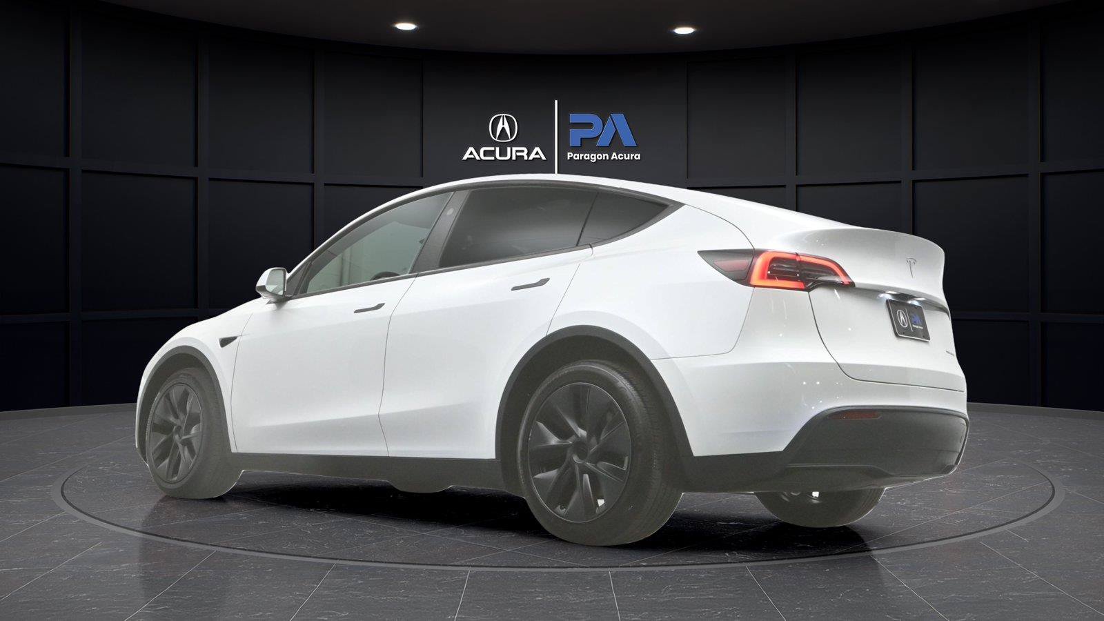 Used 2024 Tesla Model Y Long Range AWD/4WD image 27