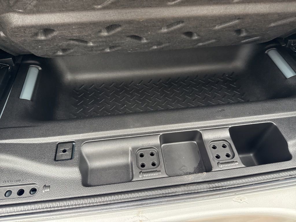 Used 2015 Jeep Wrangler Sahara w/ Connectivity Group image 41