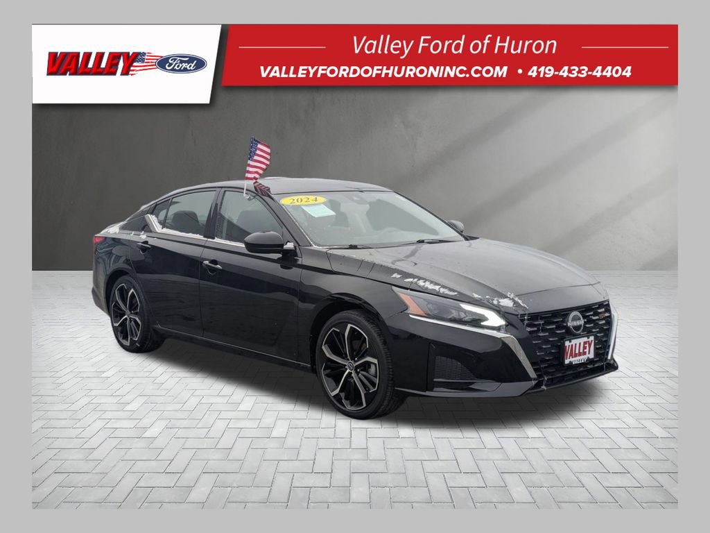 Used 2024 Nissan Altima 2.5 SR