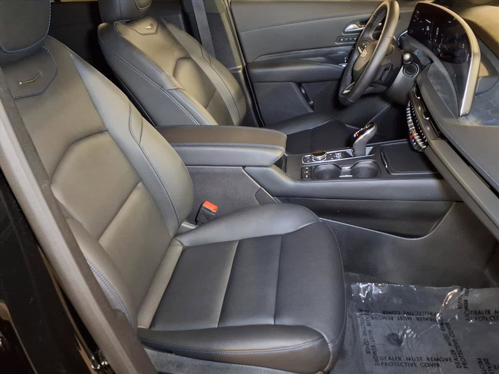 Certified 2025 Cadillac XT4 Sport w/ Cold Weather Package image 23