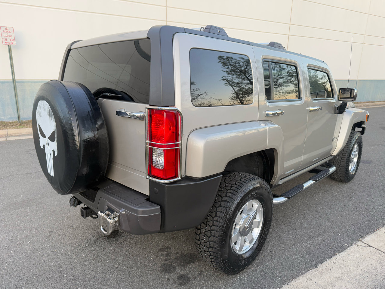 Used 2006 HUMMER H3 image 4