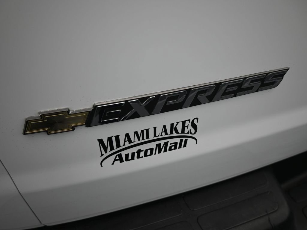 Used 2024 Chevrolet Express 2500 w/ Driver Convenience Package image 33