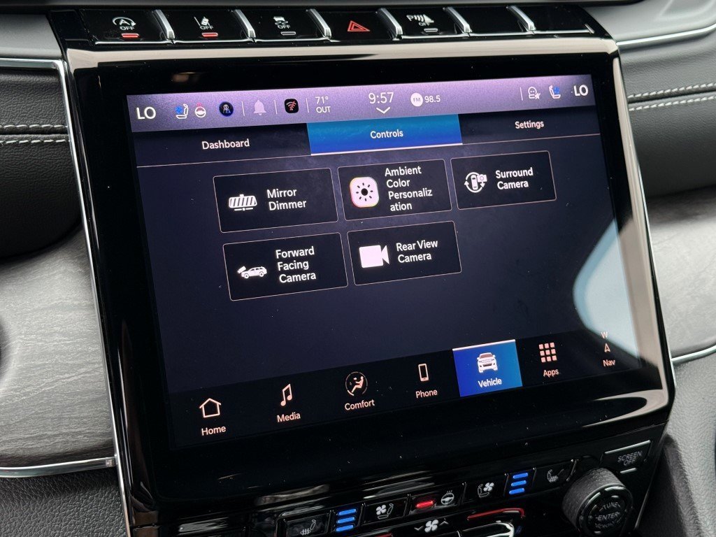 New 2025 Jeep Grand Cherokee Overland w/ Adv Protech Group III image 34