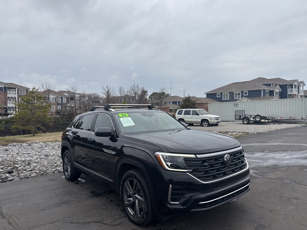 Used 2024 Volkswagen Atlas Cross Sport SEL R-Line image 7