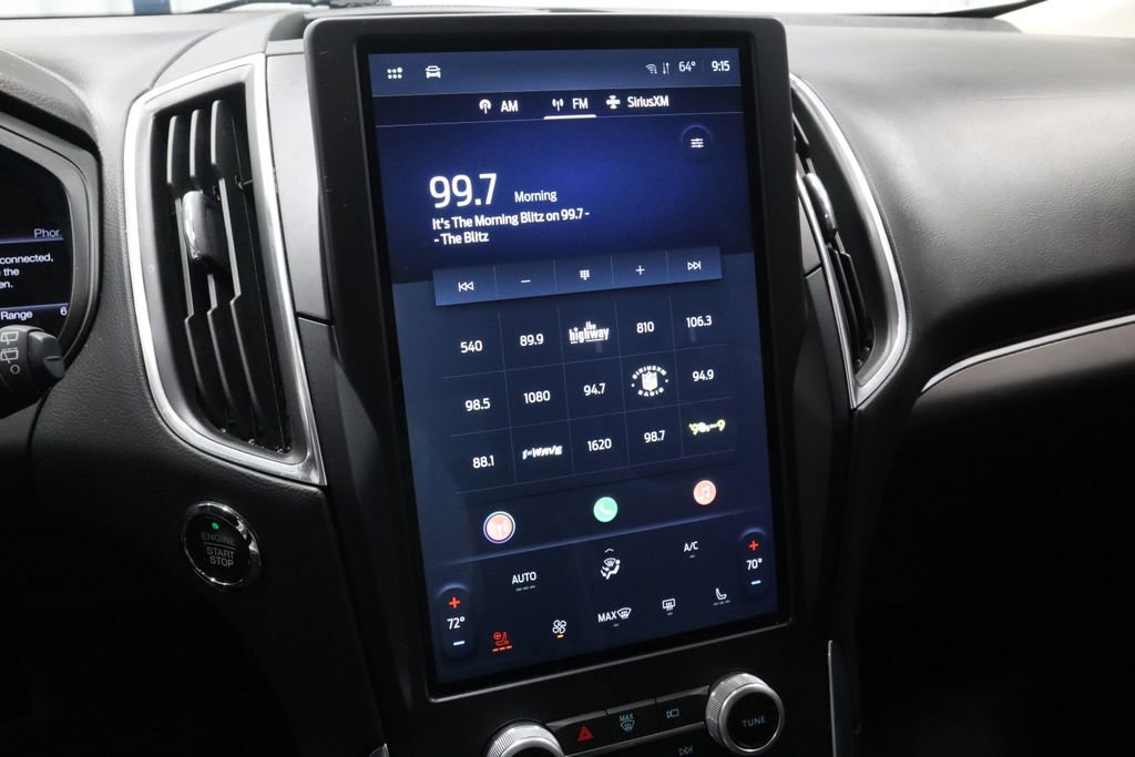 Certified 2023 Ford Edge Titanium image 2