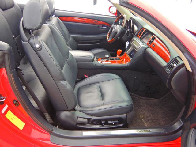 Used 2004 Lexus SC 430 Convertible image 23