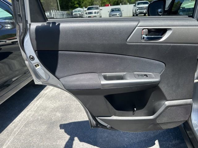 Used 2012 Subaru Forester 2.5X Touring AWD/4WD image 8