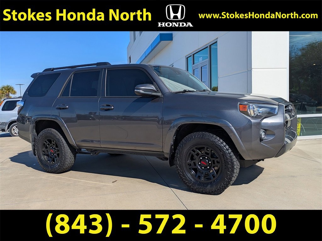 Used 2021 Toyota 4Runner SR5 Premium w/ Moonroof Package image 2
