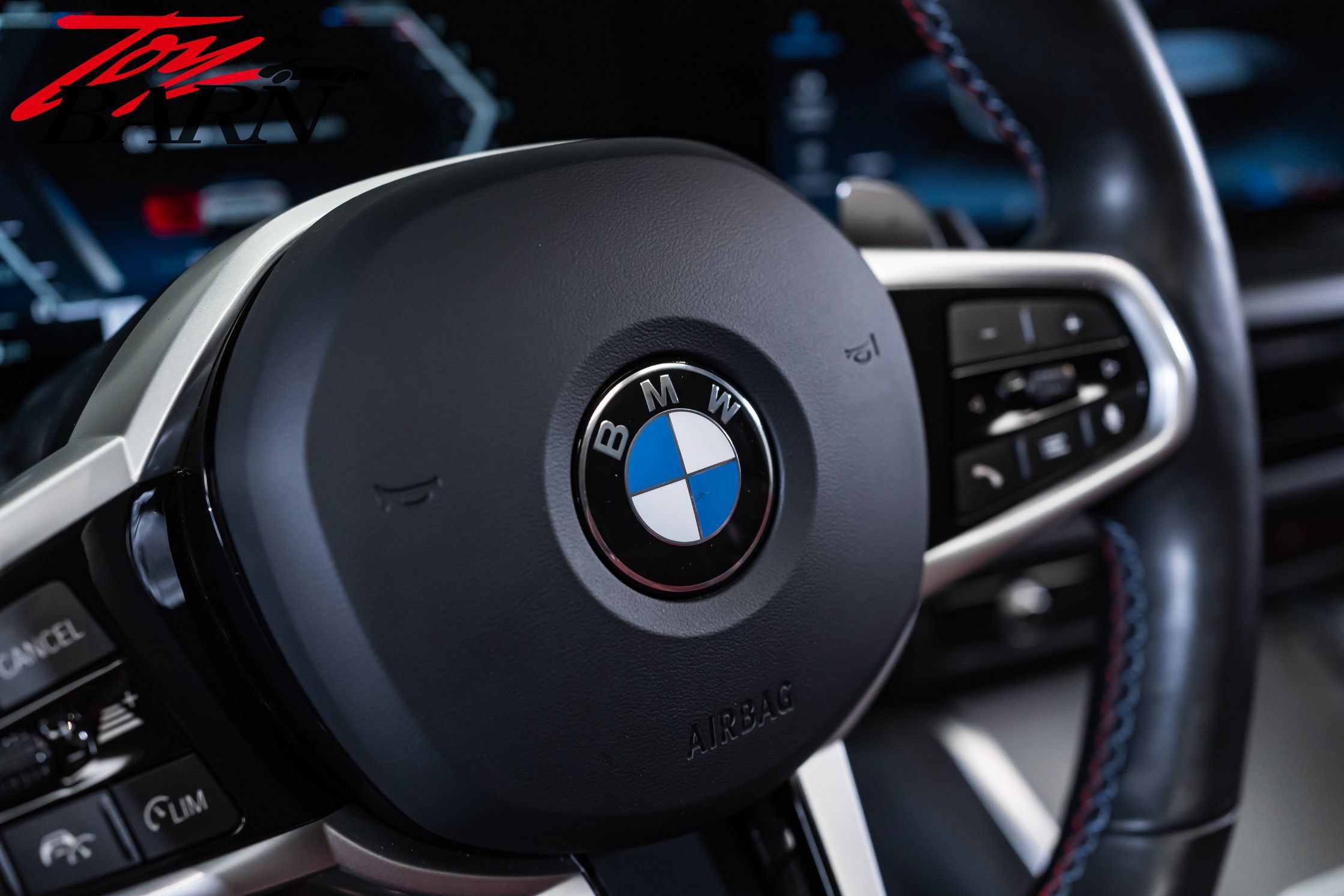 Used 2025 BMW M440i Convertible RWD image 36