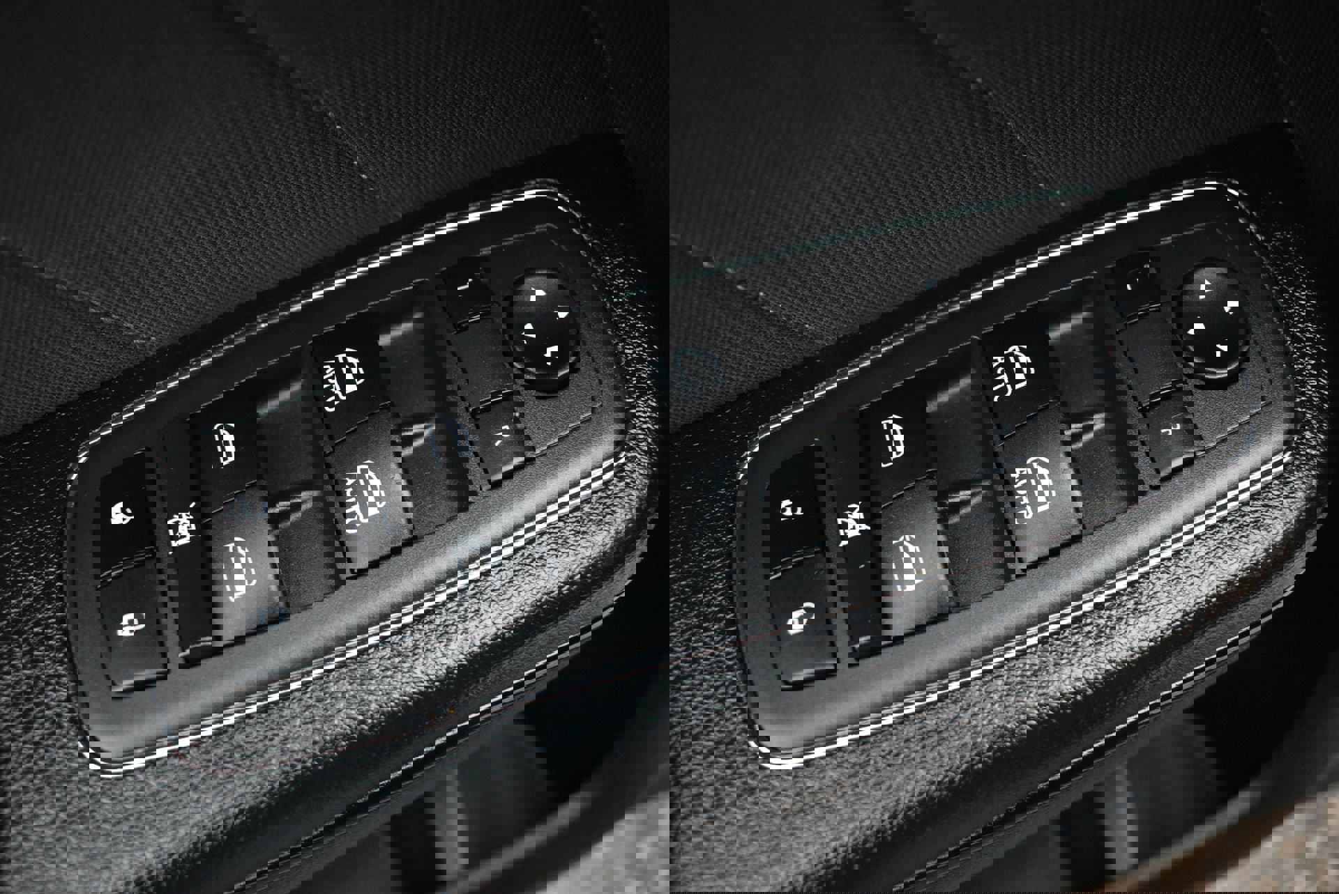 Used 2022 Dodge Charger R/T w/ Blacktop Package image 12