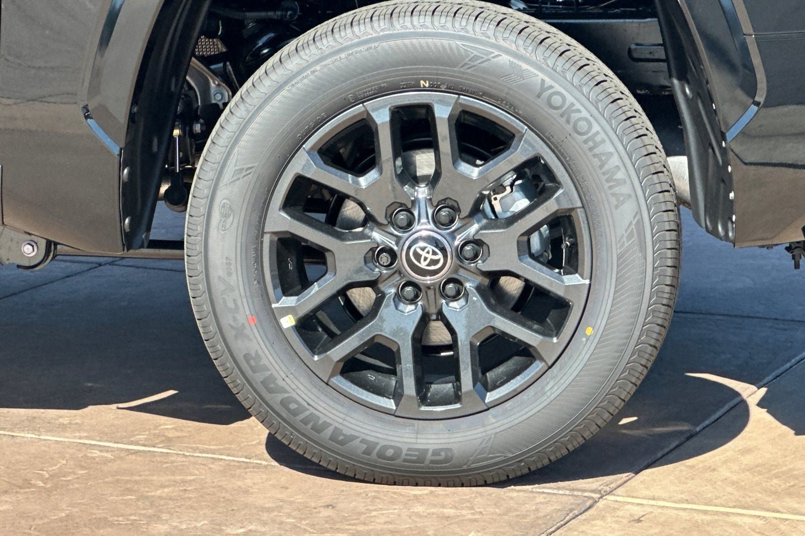 New 2026 Toyota Tundra Platinum AWD/4WD image 32