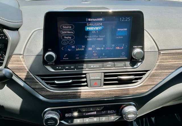 Used 2021 Nissan Altima 2.5 SL FWD image 23
